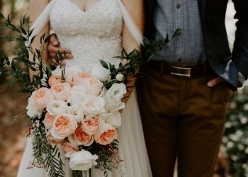 HOW TO PLAN AN AMAZING WEDDING ON A BUDGET