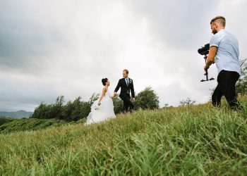 Comparing Wedding Videographers In Houston: Top Tips!