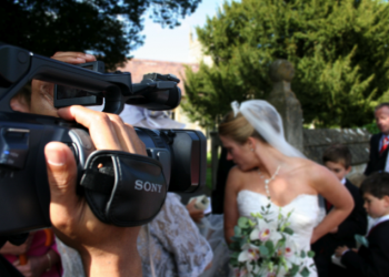 Some of the Most Important Things to Consider When Hiring a Wedding Videographer