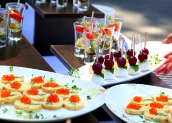 How To Find The Best Event Catering Available 