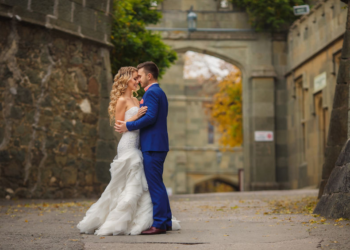 How to Plan a Destination Wedding on a Budget   