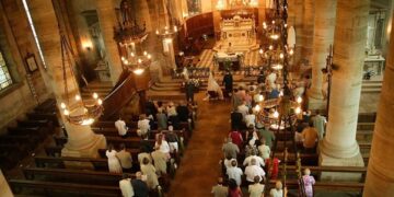 Do Catholic Wedding Traditions Still Stand in Today’s World?