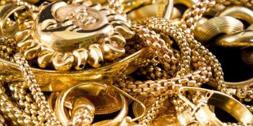 The Timeless Allure of Jewellery: Craft, Symbolism, and the Power of Adornment