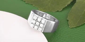 Choosing the Perfect Men’s Ring: Trends and Timeless Classics
